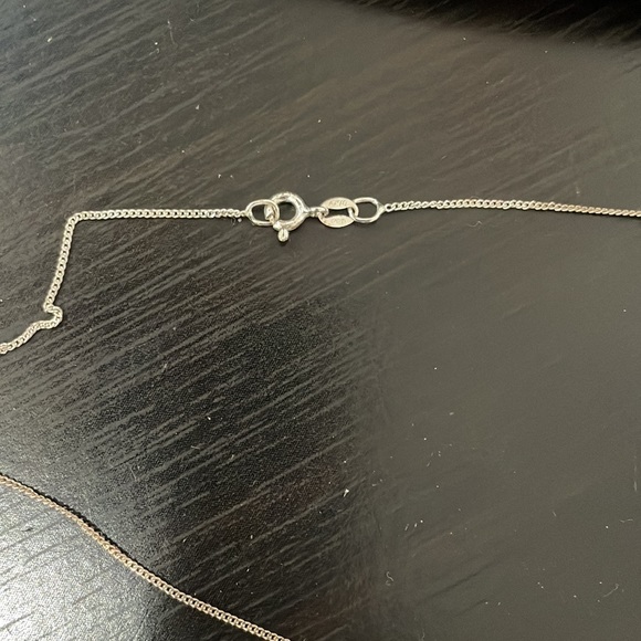 Silver infinity necklace and chain - Picture 3 of 3